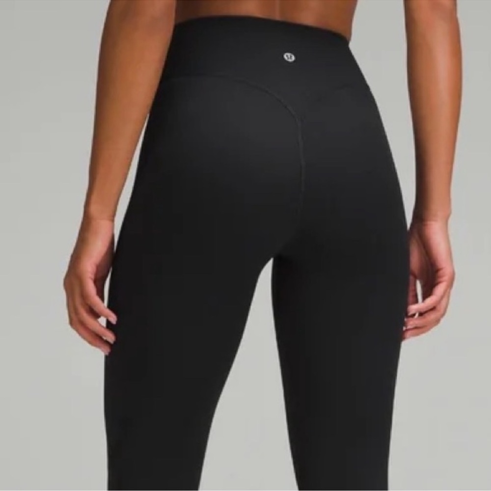 Lululemon Breezethrough leggings 25”